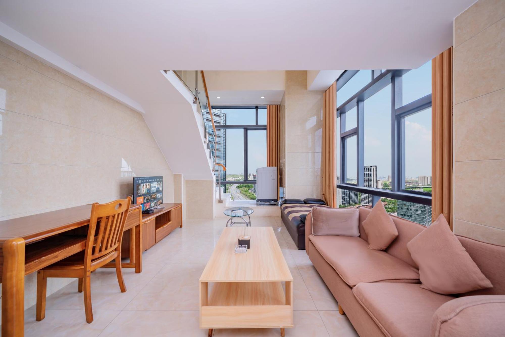 April Fair Duplex Apartment Guangzhou South Railway Station Ao Yuan Yue Shi Dai Branch Экстерьер фото